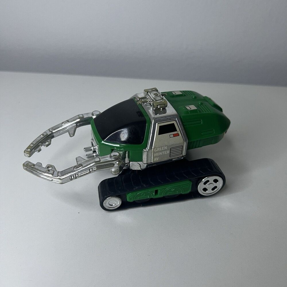 Vintage 1997 Bandai Green Hunter AV Mecha Tank Toy Vehicle
